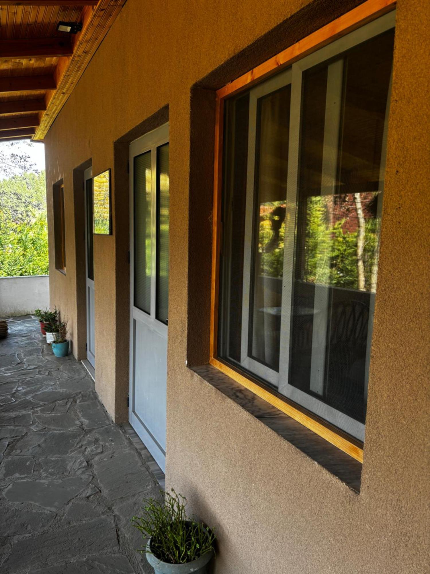 Bujtina Vjosa Hotel Memaliaj Екстериор снимка